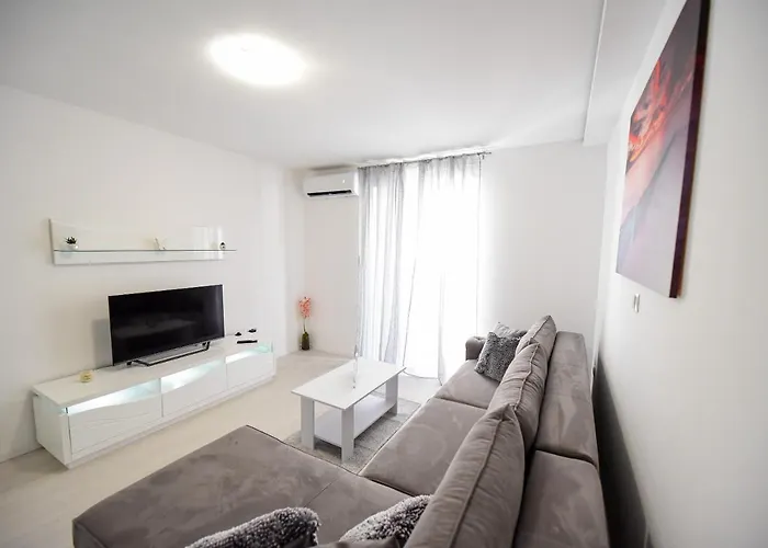 Biserka Апартаменты *