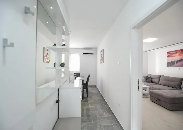 Biserka Апартаменты Задар