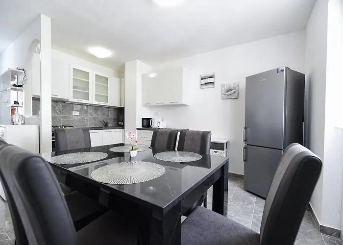 Biserka Апартаменты