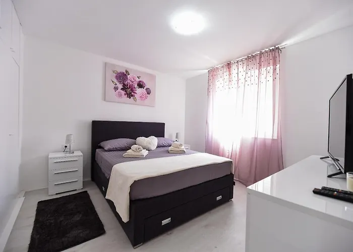 Biserka Appartement *